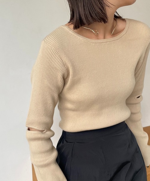 CAPRICIEUX LE'MAGE（カプリシューレマージュ）の「アームスリットプルオーバー（ニット/セーター・レディース・チャコールグレー/ベージュ/ホワイト系その他・FREE）」の10枚目の写真