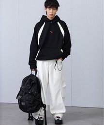 ARCH by ROARINGWILD（アーチバイロアリングワールド）の「【ARCH by ROARINGWILD】STITCH PATCHWORK HOODIE（パーカー）」