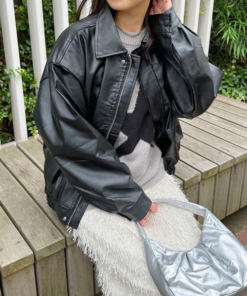 CLEA(クレア)の「ヴィンテージライクフェイクレザージャケット(ブルゾン・レディース・ブラック/ブラウン・M/L)」の13枚目の写真