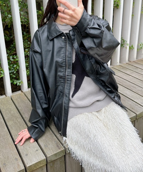 CLEA(クレア)の「ヴィンテージライクフェイクレザージャケット(ブルゾン・レディース・ブラック/ブラウン・M/L)」の17枚目の写真