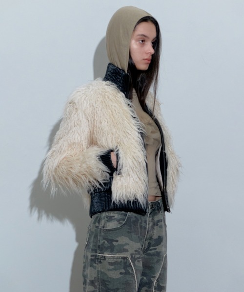 SCULPTOR（スカルプター）の「Faux Mongolian Shearling Jacket/フォーモンゴリアンシャーリングジャケット（その他アウター・レディース・ブラック/ナチュラル・MEDIUM）」の2枚目の写真