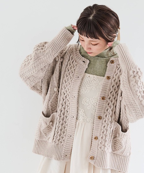 Crisp（クリスプ）の「ポンポンニットカーディガン（ニット/セーター・レディース・ベージュ/オリーブ/ブルー・FREE）」の20枚目の写真