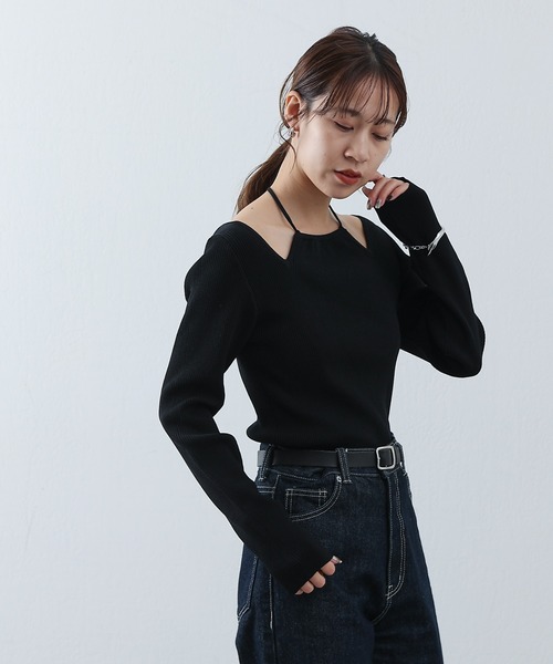 COLONY 2139（コロニートゥーワンスリーナイン）の「ホルターカットアウトリブニット（Tシャツ/カットソー・レディース・ブラック/ピンク/グレー/ブルー・FREE）」の5枚目の写真