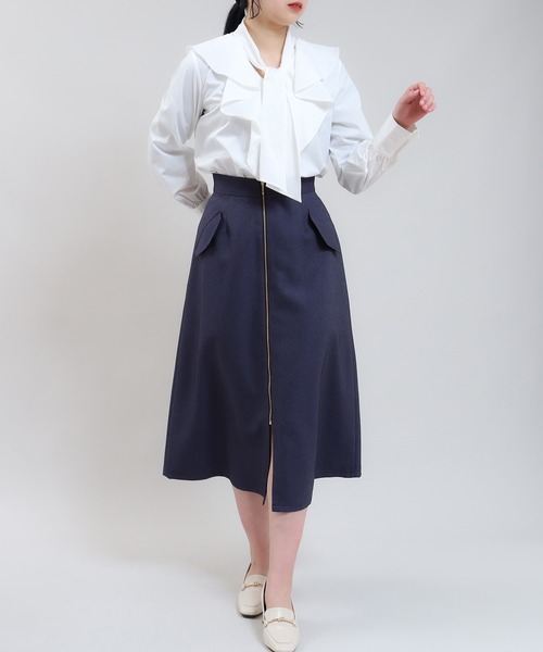 TRUDEA（トルディア）の「デニムフラップジップスカート（スカート・レディース・ブラック/ネイビー・LARGE/MEDIUM/SMALL）」の12枚目の写真