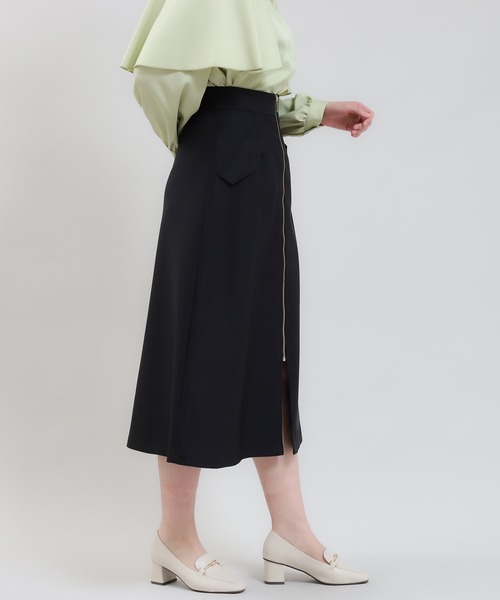 TRUDEA（トルディア）の「デニムフラップジップスカート（スカート・レディース・ブラック/ネイビー・LARGE/MEDIUM/SMALL）」の20枚目の写真