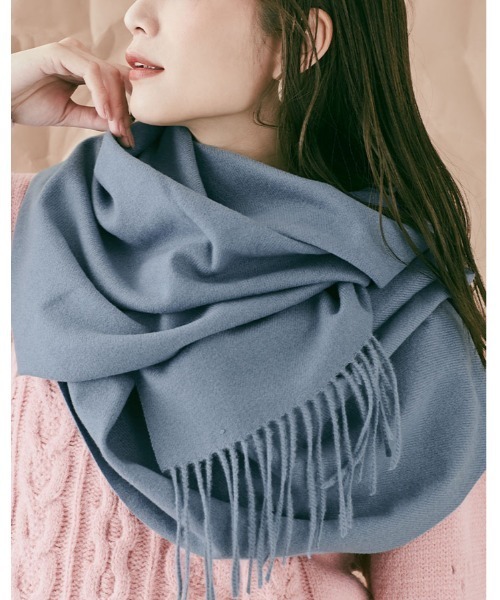 kirakiraShop（キラキラショップ）の「ソフト ニット 大判 ストール（ストール/ショール・レディース・ブラック/オリーブ/ブラウン系その他/ピンク系その他/ブルー/杢グレー/オフホワイト/イエロー/ベージュ/グリーン系その他/パープル/ピンク/キャメル/チャコール/ブラウン・FREE）」の21枚目の写真