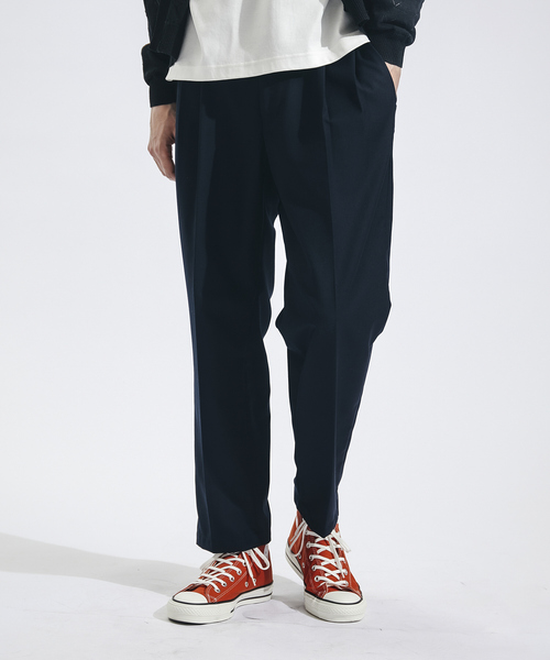 ABAHOUSE(アバハウス)の「1タック テーパード アンクルパンツ(その他パンツ・メンズ・ネイビー/グレイッシュベージュ/グレー・44/46/48)」の1枚目の写真