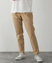 色違いで欲しい！ストレッチスリムテーパードパンツ