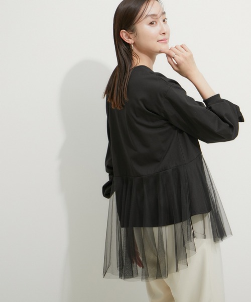 le cercle ADAM ET ROPE'(ルセルクルアダムエロペ)の「チュールコンビプルオーバー(Tシャツ/カットソー・レディース・ブラック/ホワイト・FREE)」の4枚目の写真