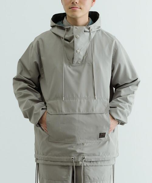 ITEMS URBANRESEARCH(アイテムズ アーバンリサーチ)の「TAION Military Reversible Anorak(その他アウター・メンズ・その他1/グリーン系その他/ブラック/オリーブ・MEDIUM/LARGE)」の4枚目の写真