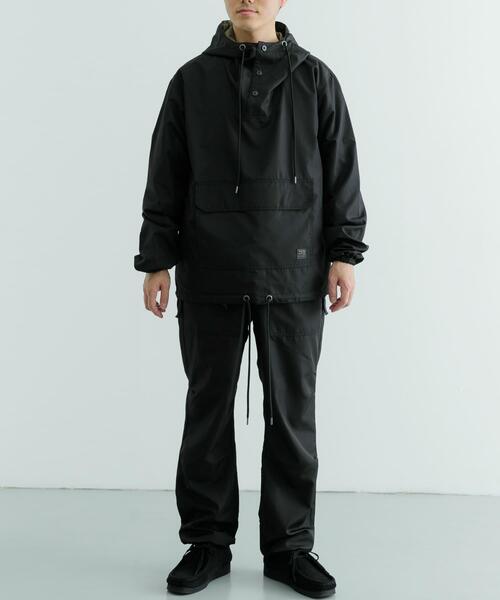 ITEMS URBANRESEARCH(アイテムズ アーバンリサーチ)の「TAION Military Reversible Anorak(その他アウター・メンズ・その他1/グリーン系その他/ブラック/オリーブ・MEDIUM/LARGE)」の9枚目の写真