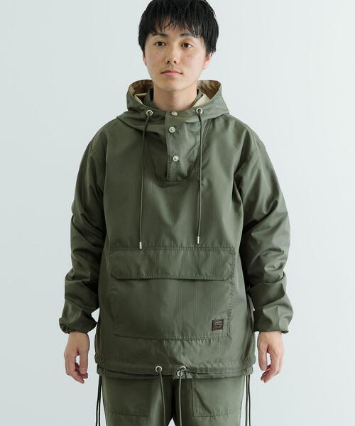 ITEMS URBANRESEARCH(アイテムズ アーバンリサーチ)の「TAION Military Reversible Anorak(その他アウター・メンズ・その他1/グリーン系その他/ブラック/オリーブ・MEDIUM/LARGE)」の16枚目の写真