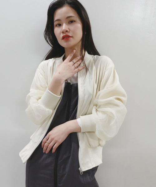 CORNERS（コーナーズ）の「オーガンジーリブブルゾン（ブルゾン・レディース・グレー/アイボリー/ブラック・M）」の4枚目の写真