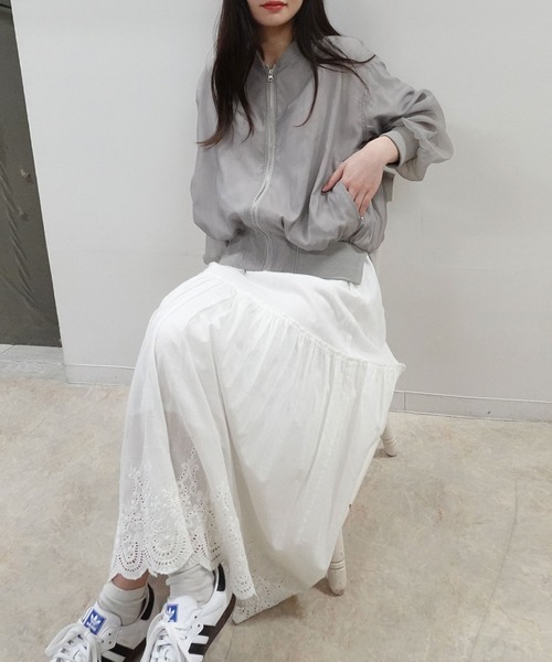 CORNERS（コーナーズ）の「オーガンジーリブブルゾン（ブルゾン・レディース・グレー/アイボリー/ブラック・M）」の8枚目の写真