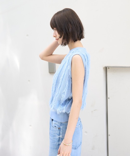 Rouge vif Anna（ルージュヴィフアンナ）の「フリンジニットノースリーブプルオーバー（ニット/セーター・レディース・ブラック/ベージュ/ホワイト/サックスブルー・フリー）」の22枚目の写真