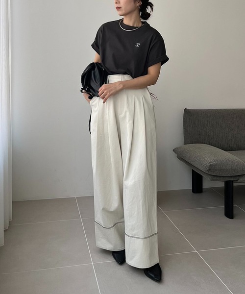 CAPRICIEUX LE'MAGE（カプリシューレマージュ）の「LE'MAGE 1ポイントＴシャツ（Tシャツ/カットソー・レディース・チャコールグレー/ホワイト/ライトグレー/ベージュ/ネイビー・FREE）」の19枚目の写真