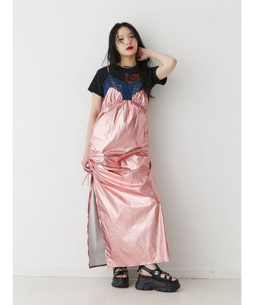 jouetie（ジュエティ）の「メタリックレースキャミワンピース（ワンピース・レディース・ピンク/シルバー・MEDIUM）」の5枚目の写真