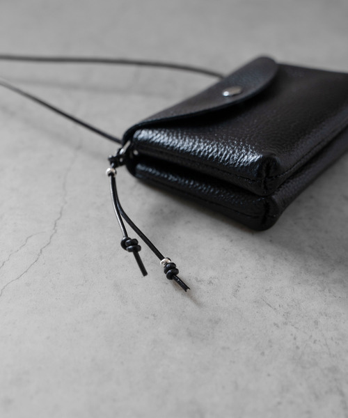 【極美品】ear × perche　シュリンクレザーウォレット　ドット　ブラック ピュアシュリンクレザー ロングウォレット ブラック – HushTug