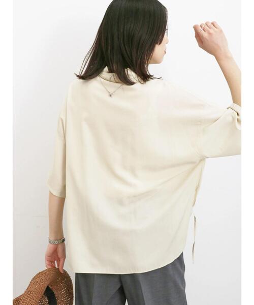 Samansa Mos2 blue(サマンサモスモスブルー)の「前裾ドロストシャツ(シャツ/ブラウス・レディース・イエロー/オフホワイト/サックスブルー・F)」の20枚目の写真