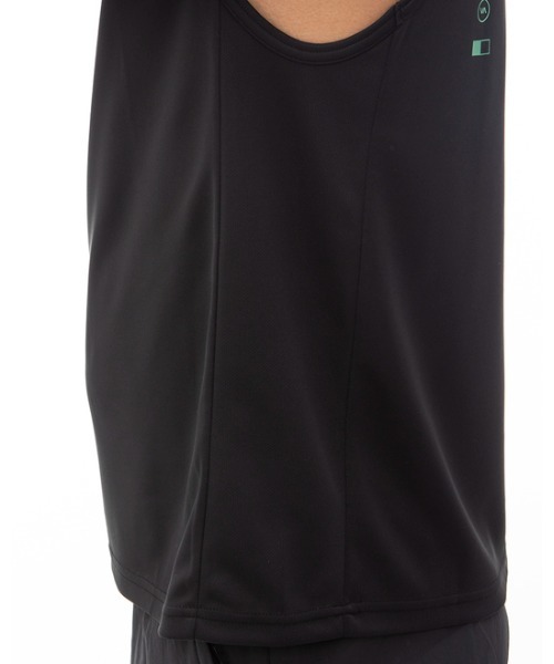 RVCA(ルーカ)の「RVCA SPORT メンズ 【NIGHTRUN】 RVCA RADIAL REFLECT TT ラッシュガード 【2024年夏モデル】/ルーカマッスルタンク(水着)(ラッシュガード・メンズ・ホワイト/ブラック/ダークグリーン/ネイビー・SMALL/MEDIUM/LARGE/X-LARGE)」の11枚目の写真