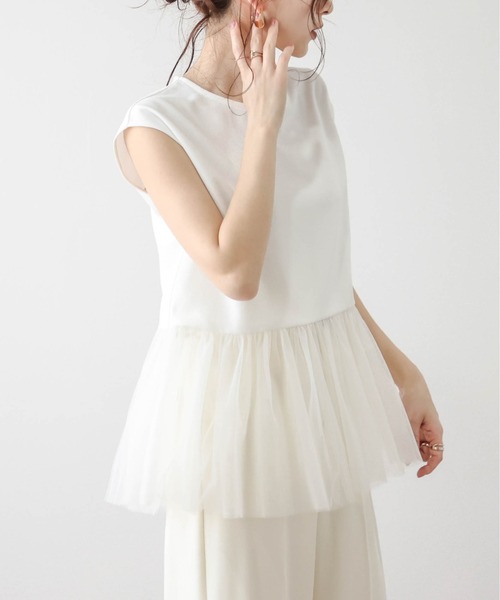 AMELY(エミリー)の「チュールペプラムトップス(シャツ/ブラウス・レディース・ブラック/ホワイト・フリー)」の8枚目の写真