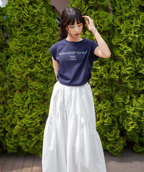 Chillfar（チルファー）の「サイドシャーリングTシャツ（Tシャツ/カットソー・レディース・チャコール/オートミール/ホワイト/ネイビー・FREE）」の11枚目の写真