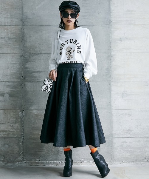 GEVS.（ジェイヴィス）の「 ピグメント染ロングスリーブTシャツ ＜大きいサイズ有＞GEVS.（Tシャツ/カットソー・レディース・オフホワイト/チャコール/ピンク・3L/LL/L/M/5L/4L）」の13枚目の写真