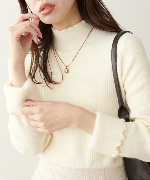 natural couture（ナチュラルクチュール）の「裏シャギープチハイリブニットプルオーバー（ニット/セーター・レディース・オフホワイト/ピンクベージュ/グレイッシュベージュ/チャコールグレー/ブラック・FREE）」の2枚目の写真