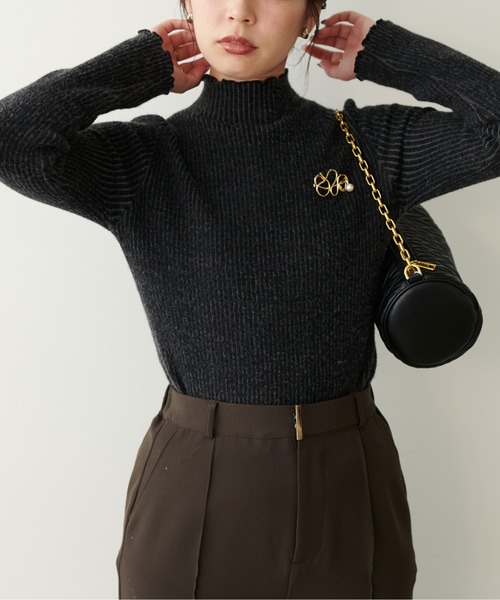 natural couture（ナチュラルクチュール）の「裏シャギープチハイリブニットプルオーバー（ニット/セーター・レディース・オフホワイト/ピンクベージュ/グレイッシュベージュ/チャコールグレー/ブラック・FREE）」の3枚目の写真