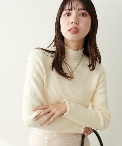 natural couture（ナチュラルクチュール）の「裏シャギープチハイリブニットプルオーバー（ニット/セーター・レディース・オフホワイト/ピンクベージュ/グレイッシュベージュ/チャコールグレー/ブラック・FREE）」の7枚目の写真