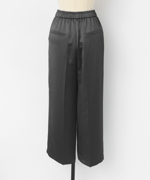 URBAN RESEARCH ROSSO WOMEN(アーバンリサーチ ロッソ)の「サテンイージーパンツ(その他パンツ・レディース・チャコールグレー/ブラウン・FREE)」の13枚目の写真