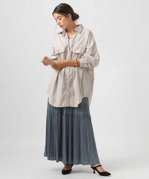 BAYFLOW（ベイフロー）の「[ヒップまでカバーする着丈]コットンツイルビッグシャツ（シャツ/ブラウス・レディース・ネイビー/ライトグレー/カーキ・X-SMALL/SMALL/MEDIUM）」の5枚目の写真