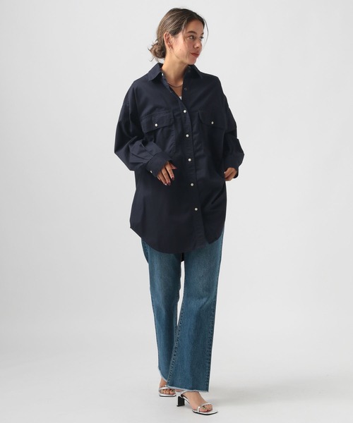 BAYFLOW（ベイフロー）の「[ヒップまでカバーする着丈]コットンツイルビッグシャツ（シャツ/ブラウス・レディース・ネイビー/ライトグレー/カーキ・X-SMALL/SMALL/MEDIUM）」の17枚目の写真