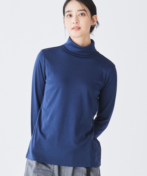 L.L.Bean(エルエルビーン)の「ピマ・コットン・シャツ、タートルネック 長袖 米国フィット・レギュラー(Tシャツ/カットソー・レディース・イエロー/ダークネイビー/ホワイト/ブラック・MEDIUM/SMALL/X-SMALL)」の6枚目の写真