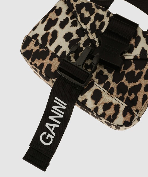 バッグ GAMNI RECYCLED TECH MINI SATCHEL LEOPARD GANNI（ガニー）の「Recycled Tech Mini Satchel Leopard