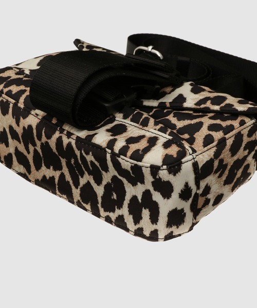★Ganni★レオパードテック ポーチバッグ GANNI ガニー ハンドバッグ RECYCLED TECH POUCH A5740 A5741