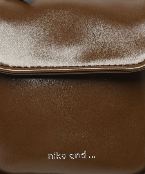 niko and...（ニコアンド）の「オリジナルメニーポケット2WAYショルダーバッグ（ショルダーバッグ・レディース・ブラウン/ブラック・0）」の16枚目の写真