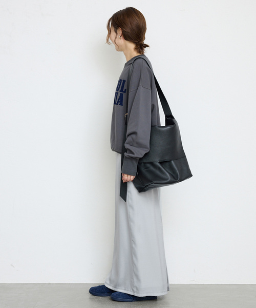 SLOBE IENA　Iラインスカート2024AW 美品
TR Iラインスカート SLOBE IENA（スローブイエナ）の「サテンIラインスカート