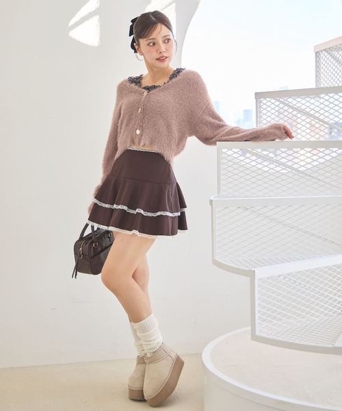 one after another NICE CLAUP（ワンアフターアナザーナイスクラップ）の「ゴールドボタンフェザーショートカーディガン（カーディガン/ボレロ・レディース・アイボリー/ライトピンク/ブラウン/モカ/サックスブルー・FREE）」の21枚目の写真