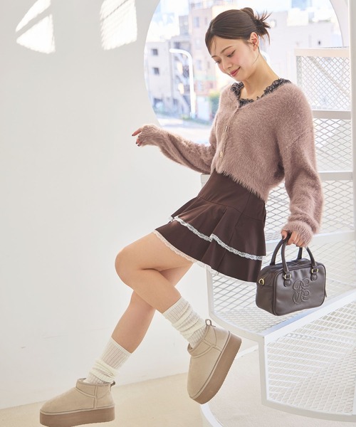 one after another NICE CLAUP（ワンアフターアナザーナイスクラップ）の「ゴールドボタンフェザーショートカーディガン（カーディガン/ボレロ・レディース・アイボリー/ライトピンク/ブラウン/モカ/サックスブルー・FREE）」の22枚目の写真