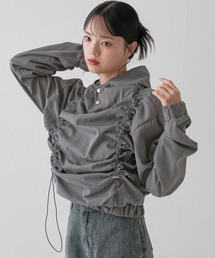 Uenui（ウニュイ）の「ドローストリング ギャザー ナイロンフーディー（パーカー）」