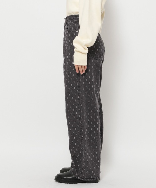 LOWRYS FARM(ローリーズファーム)の「アナアキデニムパンツ 241956(デニムパンツ・レディース・ブラック/ブルー・MEDIUM/SMALL/LARGE)」の19枚目の写真