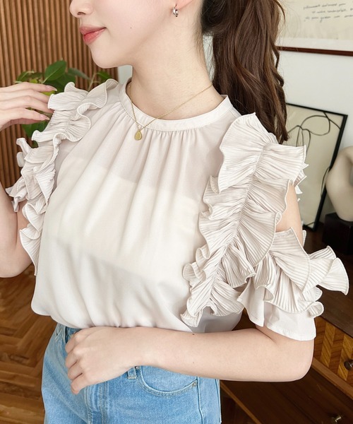 moment+(モーメントプラス)の「シフォンジョーゼット半袖バックリボン袖フリルブラウス(シャツ/ブラウス・レディース・ライトベージュ/ブラック/ピンク/オフホワイト/サックスブルー・M)」の9枚目の写真