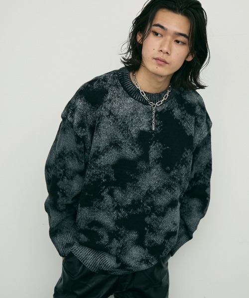 Shoowtime(ショウタイム)の「all over printed crew knit sweater / オールオーバープリンテッドクルーニットセーター(ニット/セーター・メンズ・ホワイト/ブラック/グレー・MEDIUM/X-LARGE/LARGE)」の2枚目の写真