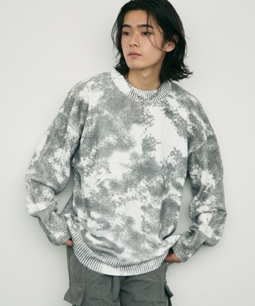 Shoowtime(ショウタイム)の「all over printed crew knit sweater / オールオーバープリンテッドクルーニットセーター(ニット/セーター・メンズ・ホワイト/ブラック/グレー・MEDIUM/X-LARGE/LARGE)」の4枚目の写真