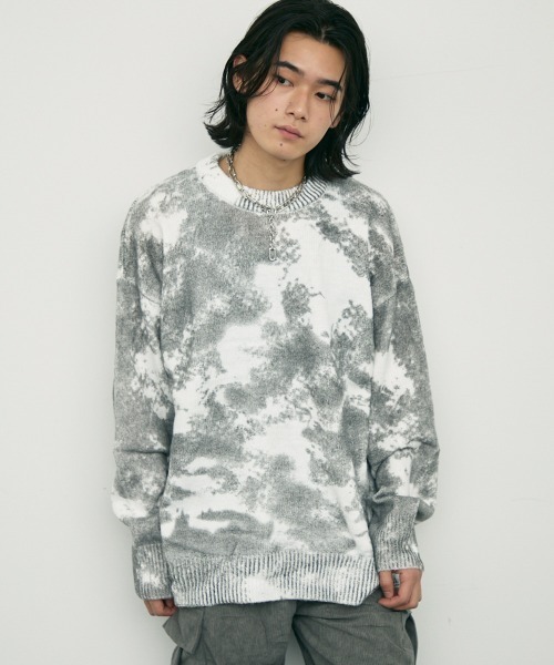 Shoowtime(ショウタイム)の「all over printed crew knit sweater / オールオーバープリンテッドクルーニットセーター(ニット/セーター・メンズ・ホワイト/ブラック/グレー・MEDIUM/X-LARGE/LARGE)」の5枚目の写真