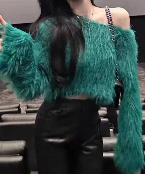 SPIGA（スピーガ）の「ｼｬｷﾞｰｸﾛｯﾌﾟﾄﾞ丈ｵﾌｼｮﾙﾆｯﾄ（ニット/セーター・レディース・ブラック/グリーン/ブラウン/パープル/ベージュ・FREE）」の4枚目の写真