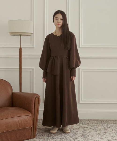 moi tytto（モイテュット）の「ウエストアシメワンピース（ワンピース・レディース・ナチュラル/ブラウン・SMALL/FREE）」の4枚目の写真