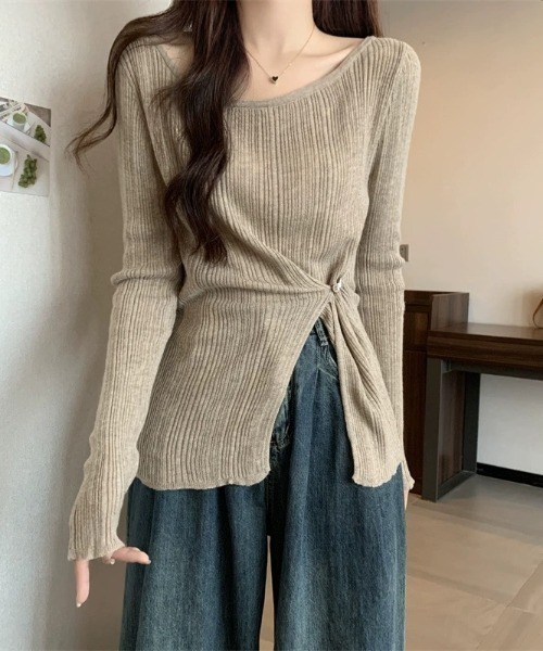 SHEPP（シープ）の「サイドスリットボタンデザインニット（ニット/セーター・レディース・ブラック/ベージュ/グレー/アイボリー・F）」の18枚目の写真