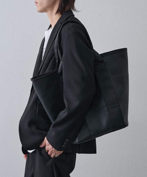 COLONY 2139(コロニートゥーワンスリーナイン)の「シンプルラージトートバッグ(トートバッグ・メンズ・ブラック/グレー・FREE)」の3枚目の写真